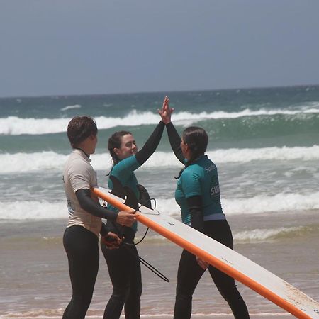 The Far End Surf House - Surf & Yoga Holidays Lourinhã Extérieur photo