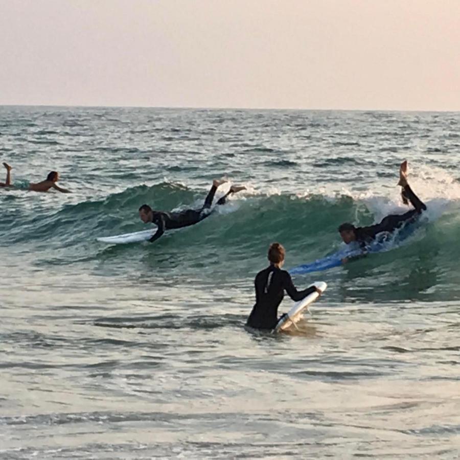 The Far End Surf House - Surf & Yoga Holidays Lourinhã Extérieur photo