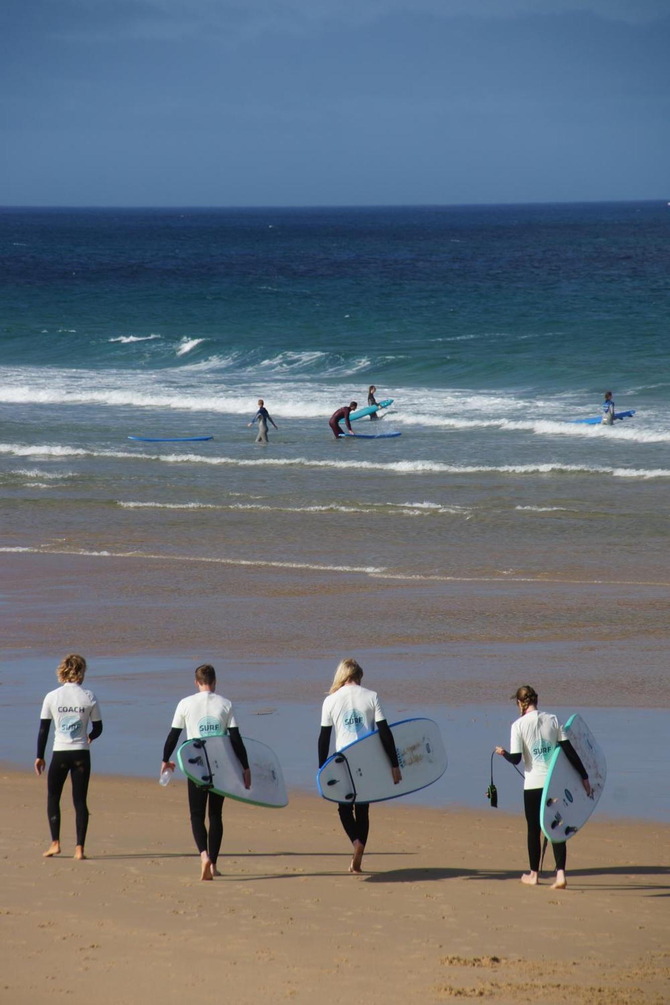 The Far End Surf House - Surf & Yoga Holidays Lourinhã Extérieur photo