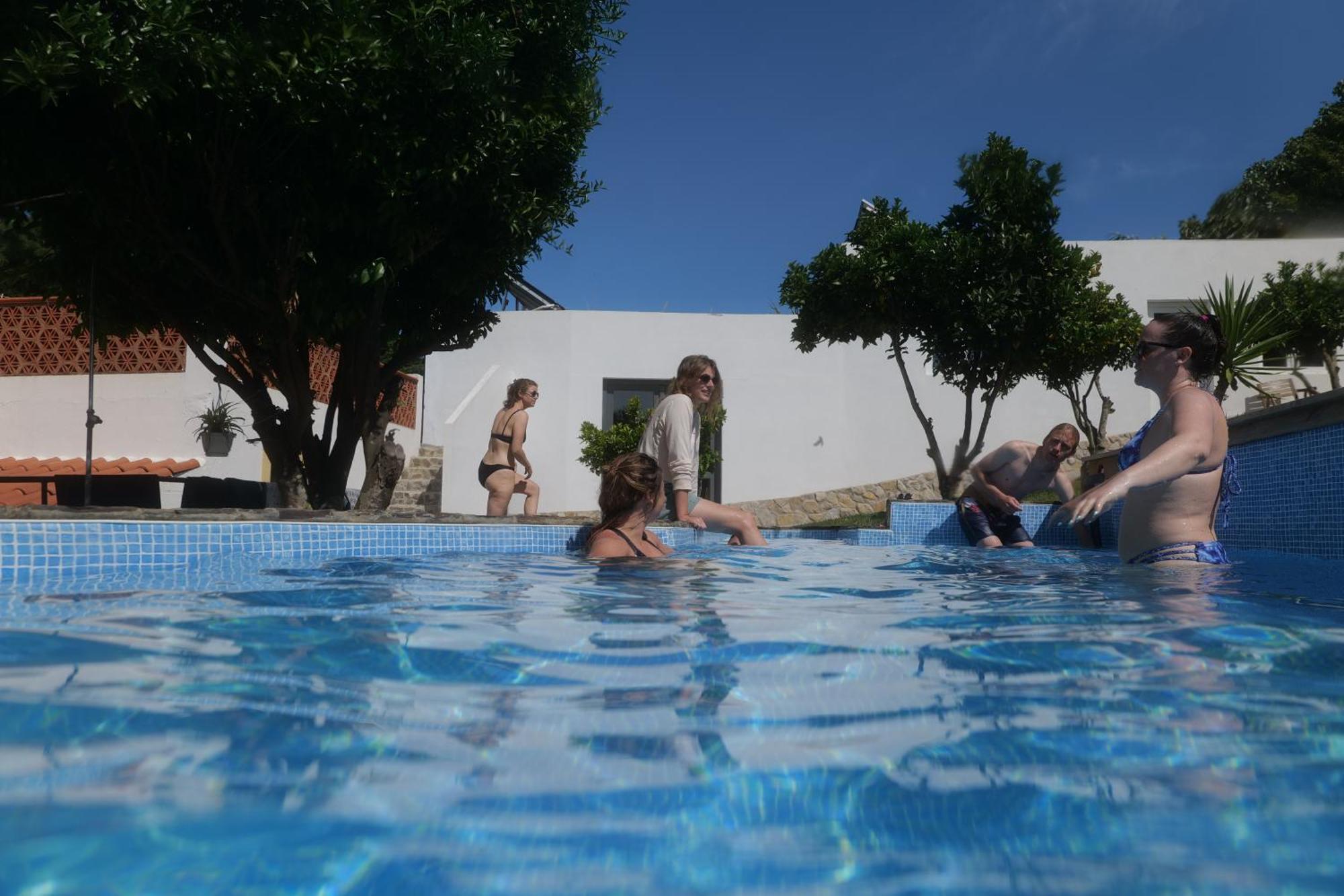 The Far End Surf House - Surf & Yoga Holidays Lourinhã Extérieur photo
