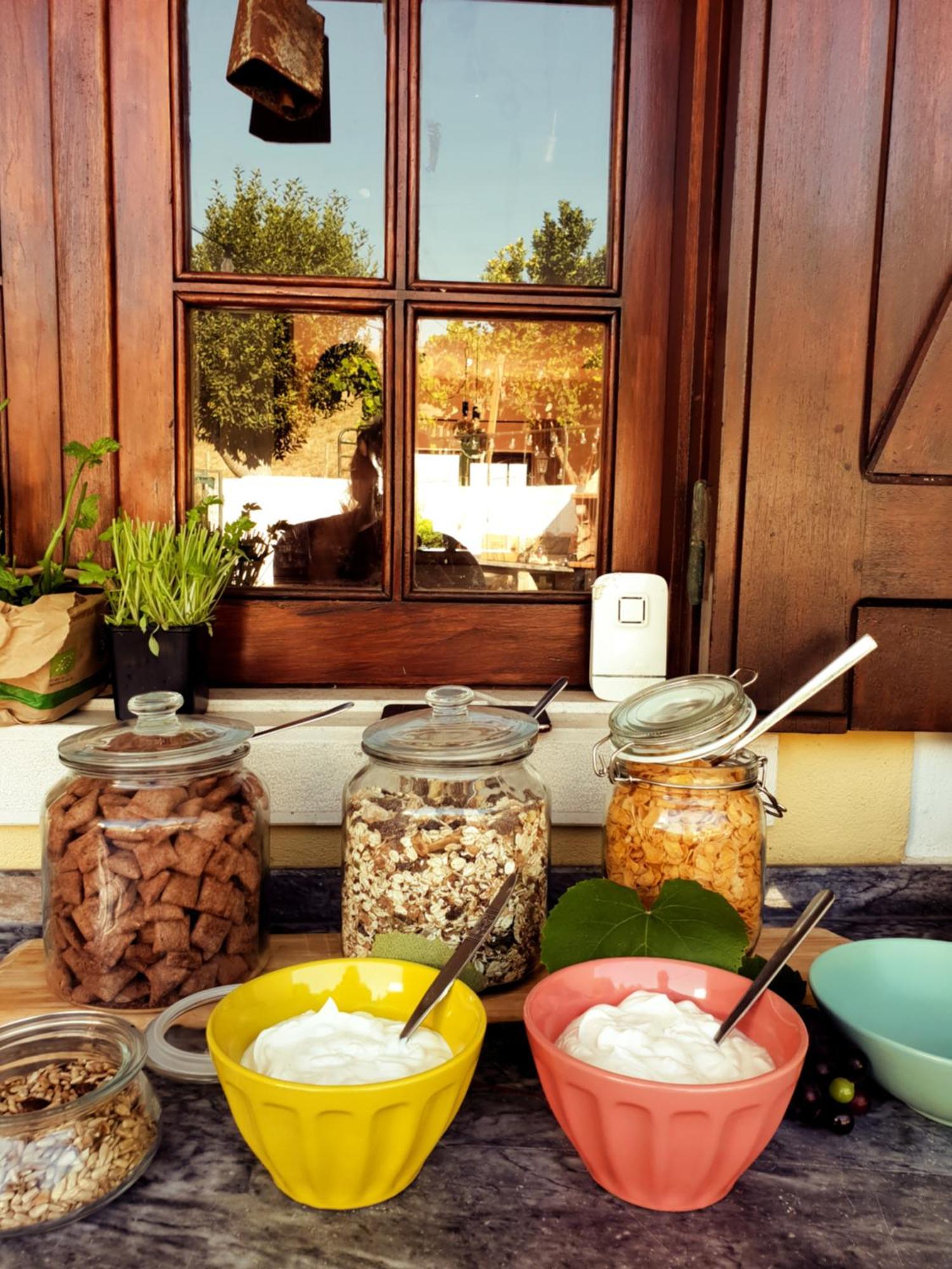 The Far End Surf House - Surf & Yoga Holidays Lourinhã Extérieur photo