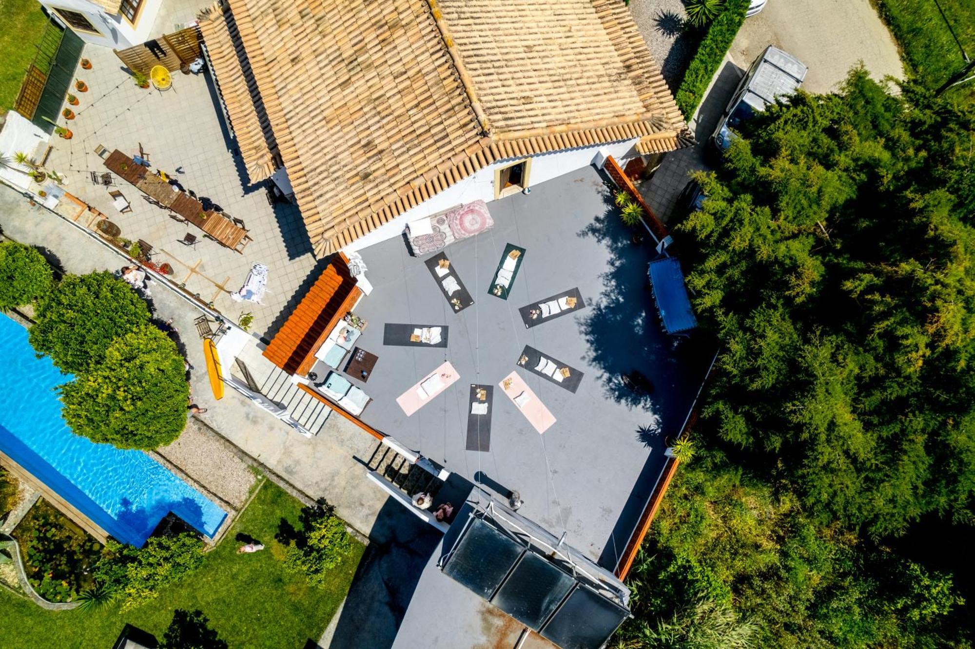 The Far End Surf House - Surf & Yoga Holidays Lourinhã Extérieur photo